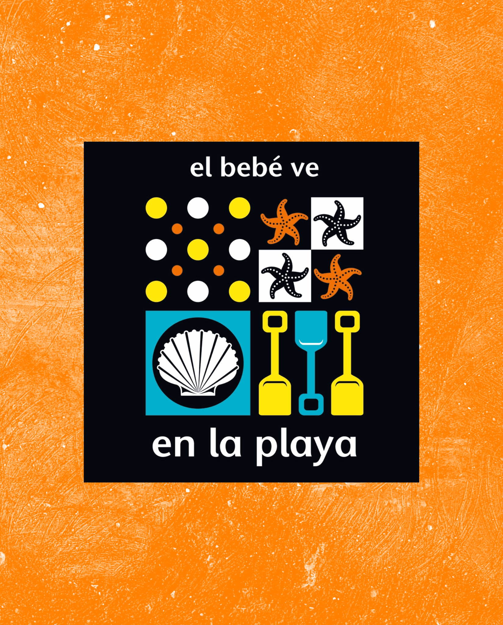 El bebé ve en la playa
